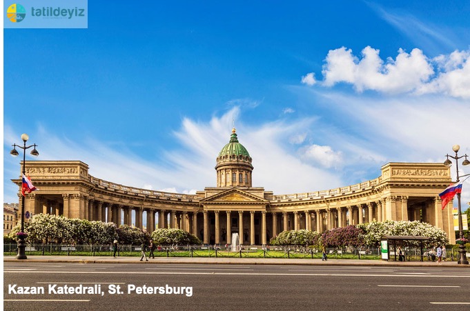 St Pteresburg Gezilecek Yerler Kazan Katedrali